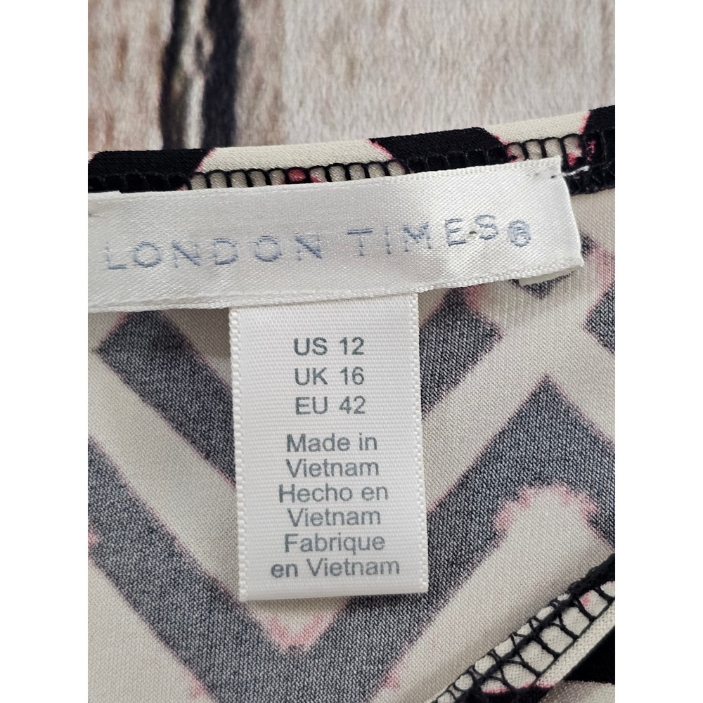 London Times Chevron Sheath Dress Womens 12 Multi Color 3/4 Sleeve Geometric NEW - Picture 3 of 5